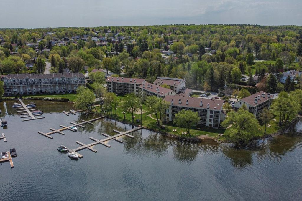 O'Berge Du Village C304 - Bord De L'Eau Magog Exterior foto